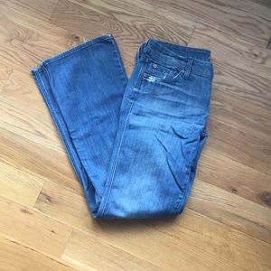 The Lexie Pettie 7 jeans